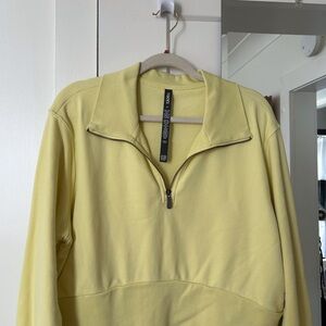 Women’s Vuori Sedona half zip Jacket.  Lemon Lime color.  Size XL